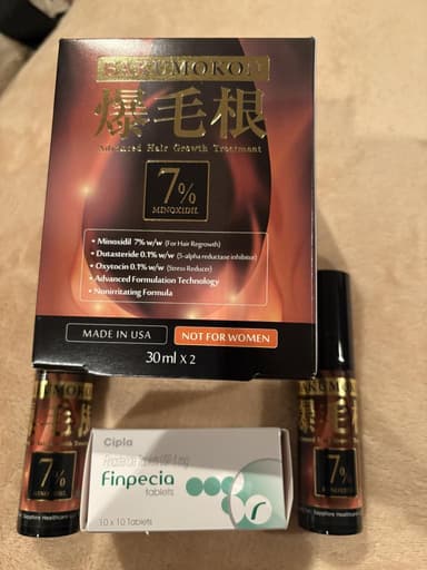 爆毛根ローション[7％]30mL(2本1箱)＋フィンペシア1mg(100錠1箱) 【1箱100錠 + 1箱30ml×2本】 レビュー投稿画像 サムネイル