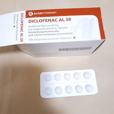 [ボルタレンジェネリック]ジクロフェナクAL50mg 【1箱100錠】 レビュー投稿画像 サムネイル