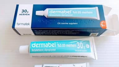 [リンデロンジェネリック]ダーマベル0.05％ 【1本30g】 レビュー投稿画像 サムネイル