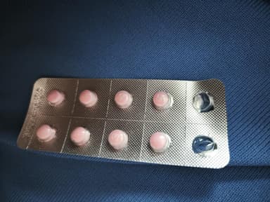 [プレマリンジェネリック]エストロモン0.625mg 【1箱100錠】 レビュー投稿画像 サムネイル